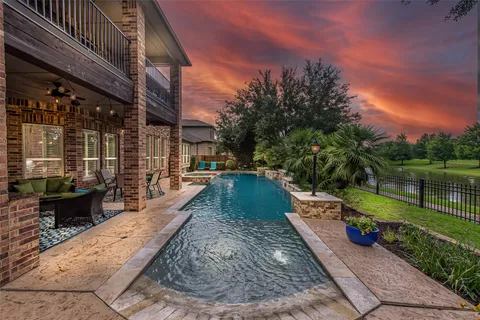 $900,000 | 83 Wyndehaven Lakes Drive, Katy, TX 77494