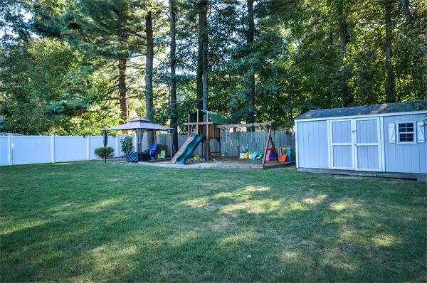18 Hardwick Road Natick, MA 01760 - Photo 28 of 29 Gallery Image 28