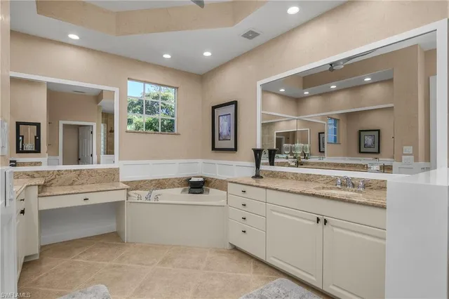 $1,095,000 | 9261 Indigo Isle Court, Unit 202, Estero, FL 34135