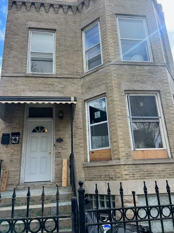 $299,900 | 7431 South St Lawrence Avenue, Chicago, IL 60619