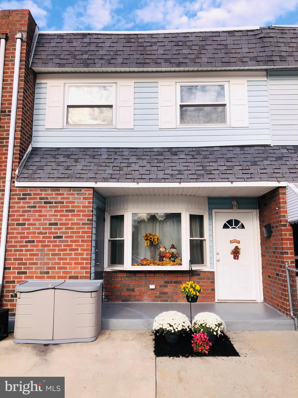 3203 Fairdale Road Philadelphia, PA 19154 - Photo 1 of 27 Front of house