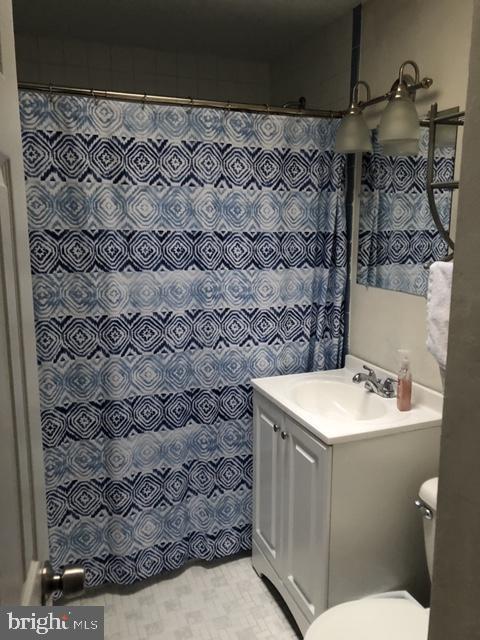 3203 Fairdale Road Philadelphia, PA 19154 - Photo 25 of 27 Bathroom