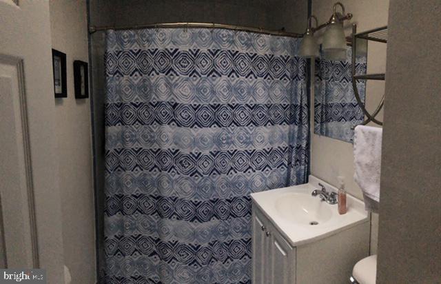 3203 Fairdale Road Philadelphia, PA 19154 - Photo 26 of 27 Bathroom