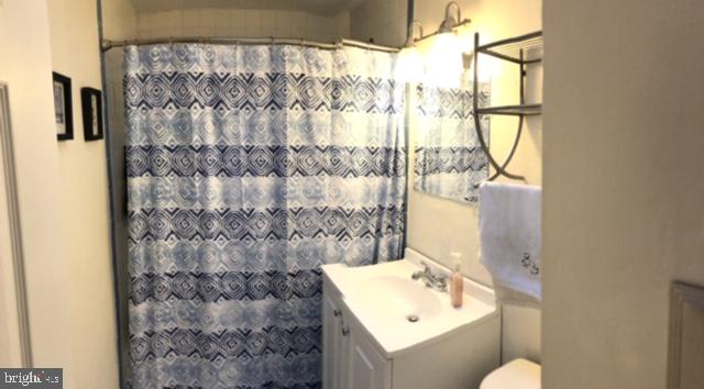 3203 Fairdale Road Philadelphia, PA 19154 - Photo 27 of 27 Bathroom