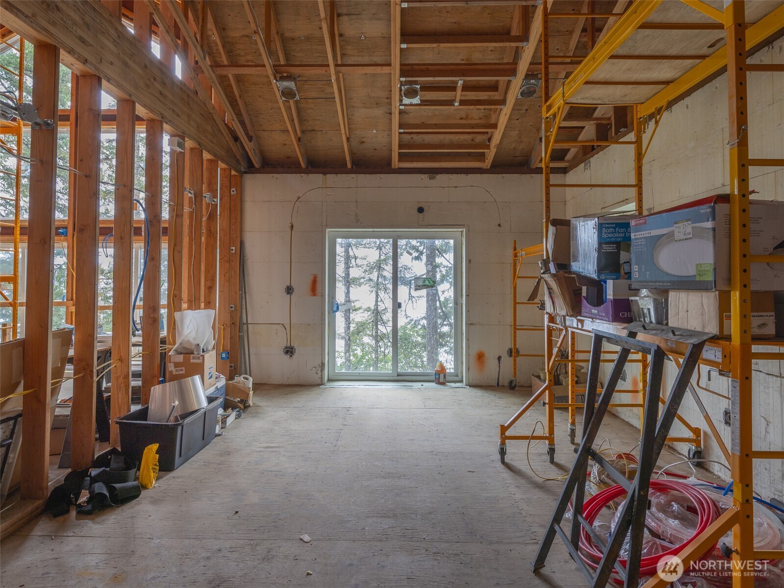 291 Pleasant Harbor Road Brinnon, WA 98320 - Photo 25 of 40 a view of a room with gym equipment