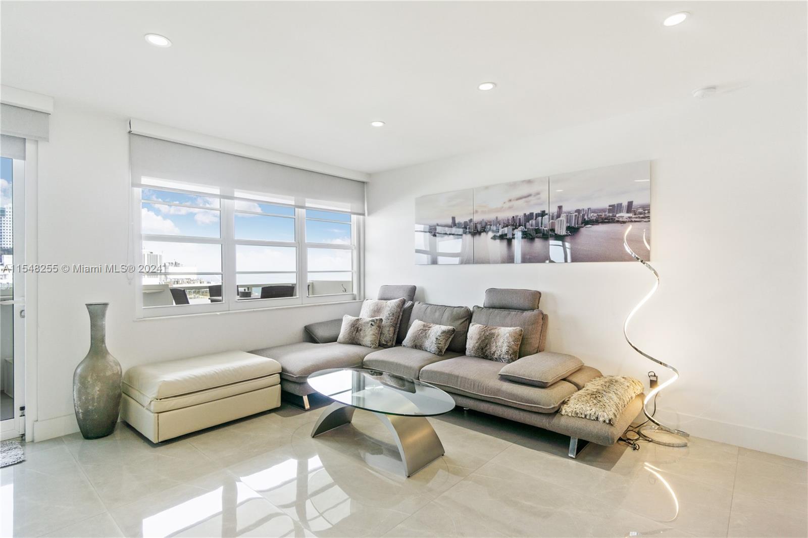 100 Lincoln Road, Unit 1602 Miami Beach, FL 33139 - Photo 12 of 31