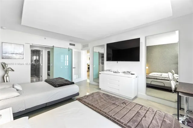 $4,500 | 100 Lincoln Road, Unit 1602, Miami Beach, FL 33139