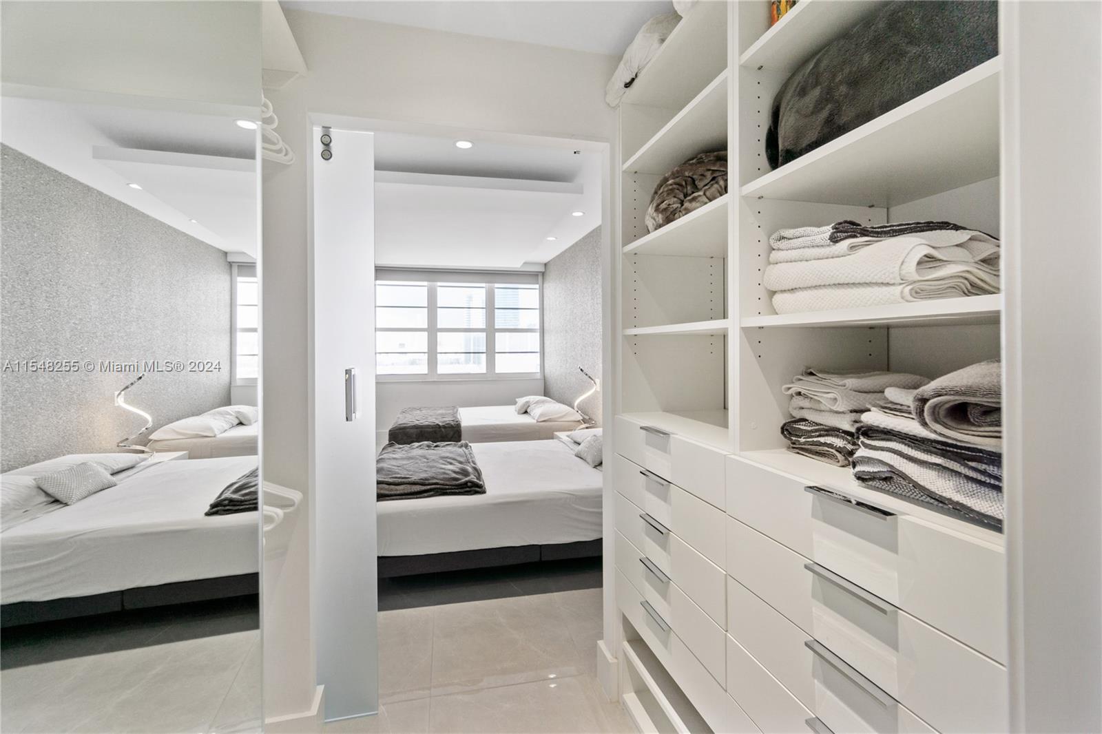 100 Lincoln Road, Unit 1602 Miami Beach, FL 33139 - Photo 20 of 31