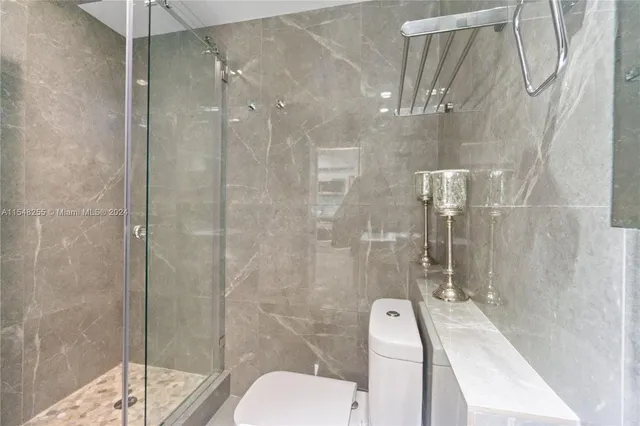 $4,500 | 100 Lincoln Road, Unit 1602, Miami Beach, FL 33139