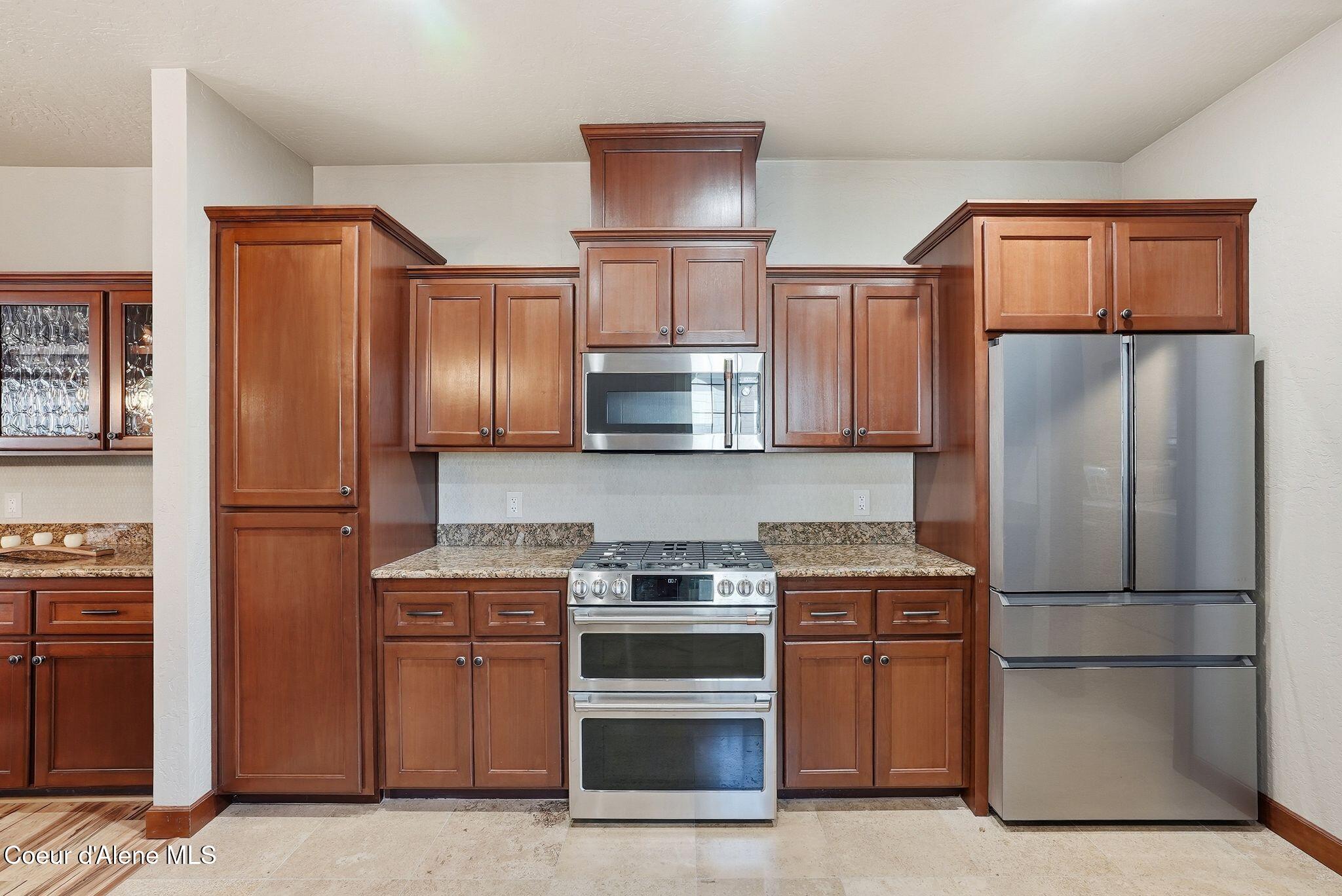 4449 Greenchain Loop, Unit 6 Coeur D'Alene, ID 83814 - Photo 11 of 44 Inside-Media-Greenchain-14