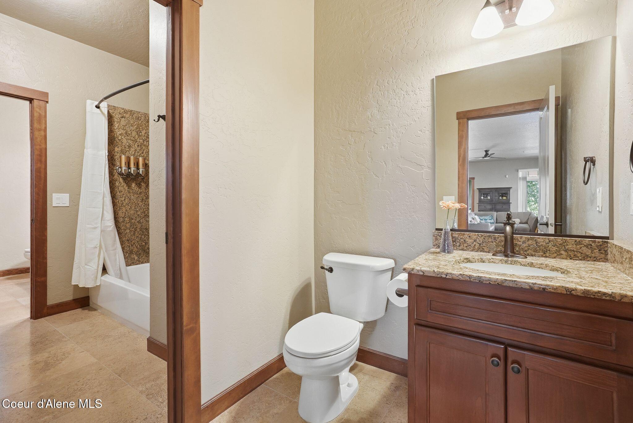 4449 Greenchain Loop, Unit 6 Coeur D'Alene, ID 83814 - Photo 20 of 44 Inside-Media-Greenchain-28