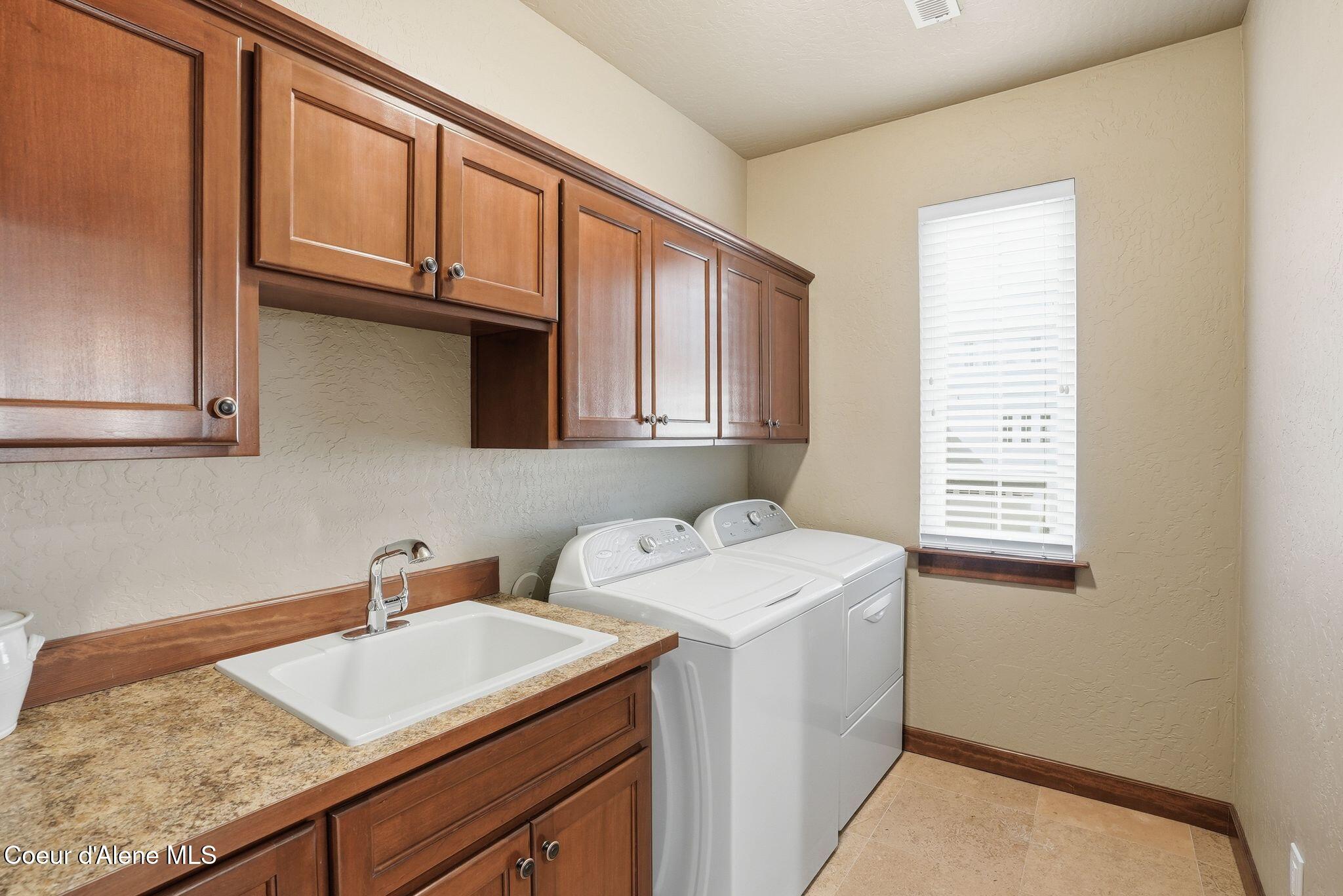 4449 Greenchain Loop, Unit 6 Coeur D'Alene, ID 83814 - Photo 22 of 44 Inside-Media-Greenchain-30