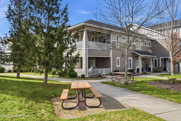 $715,000 | 4449 Greenchain Loop, Unit 6, Coeur D'Alene, ID 83814