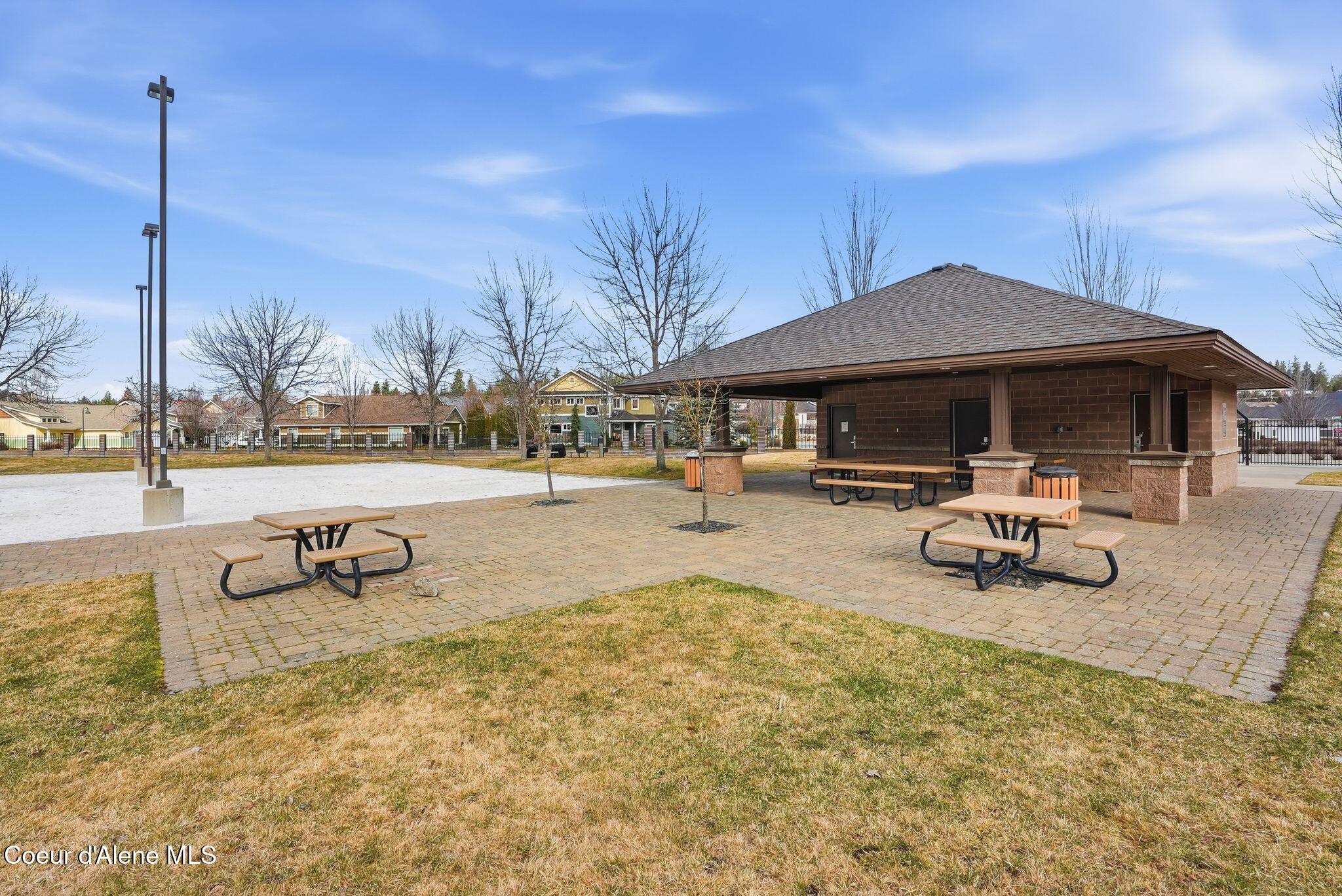 4449 Greenchain Loop, Unit 6 Coeur D'Alene, ID 83814 - Photo 36 of 44 Inside-Media-Greenchain-54