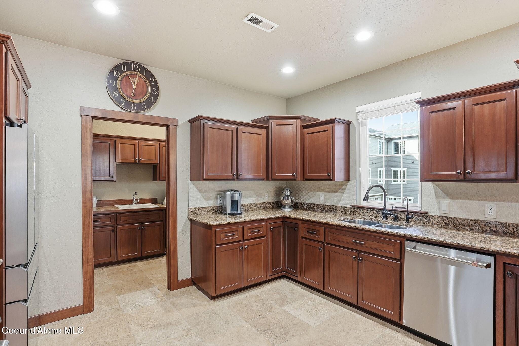 4449 Greenchain Loop, Unit 6 Coeur D'Alene, ID 83814 - Photo 9 of 44 Inside-Media-Greenchain-12