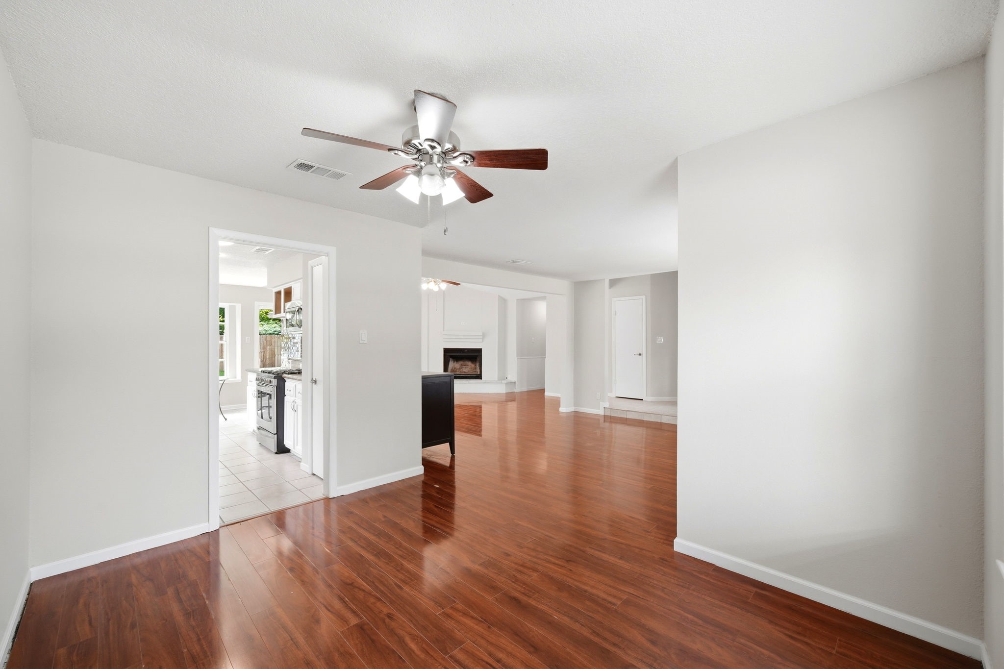 18607 Hiddenbay Way Spring, TX 77379 - Photo 13 of 41