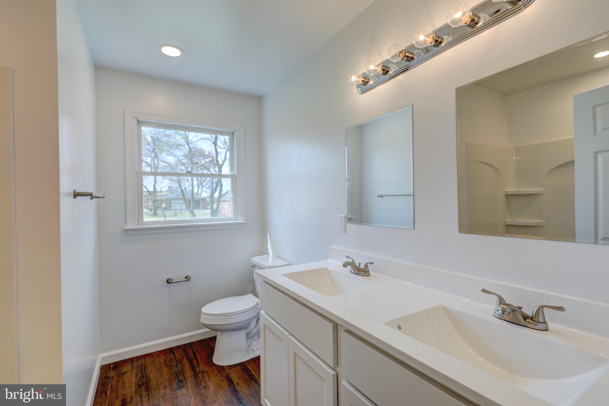 36352 Old Stage Road Delmar, DE 19940 - Photo 26 of 36 full bath in hall