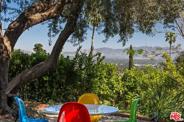 $10,000 | 4965 Calvin Avenue, Tarzana, CA 91356