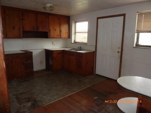 1006 Walker Road Maryville, TN 37801 - Photo 3 of 7 1kitchen