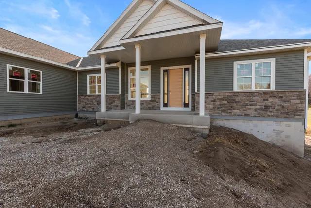 $697,500 | 2161 Wallace Lake Road, Unit LT10, Trenton, WI 53090