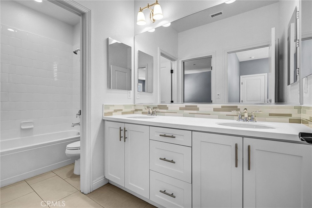 119 Patton Way Tustin, CA 92782 - Photo 39 of 58