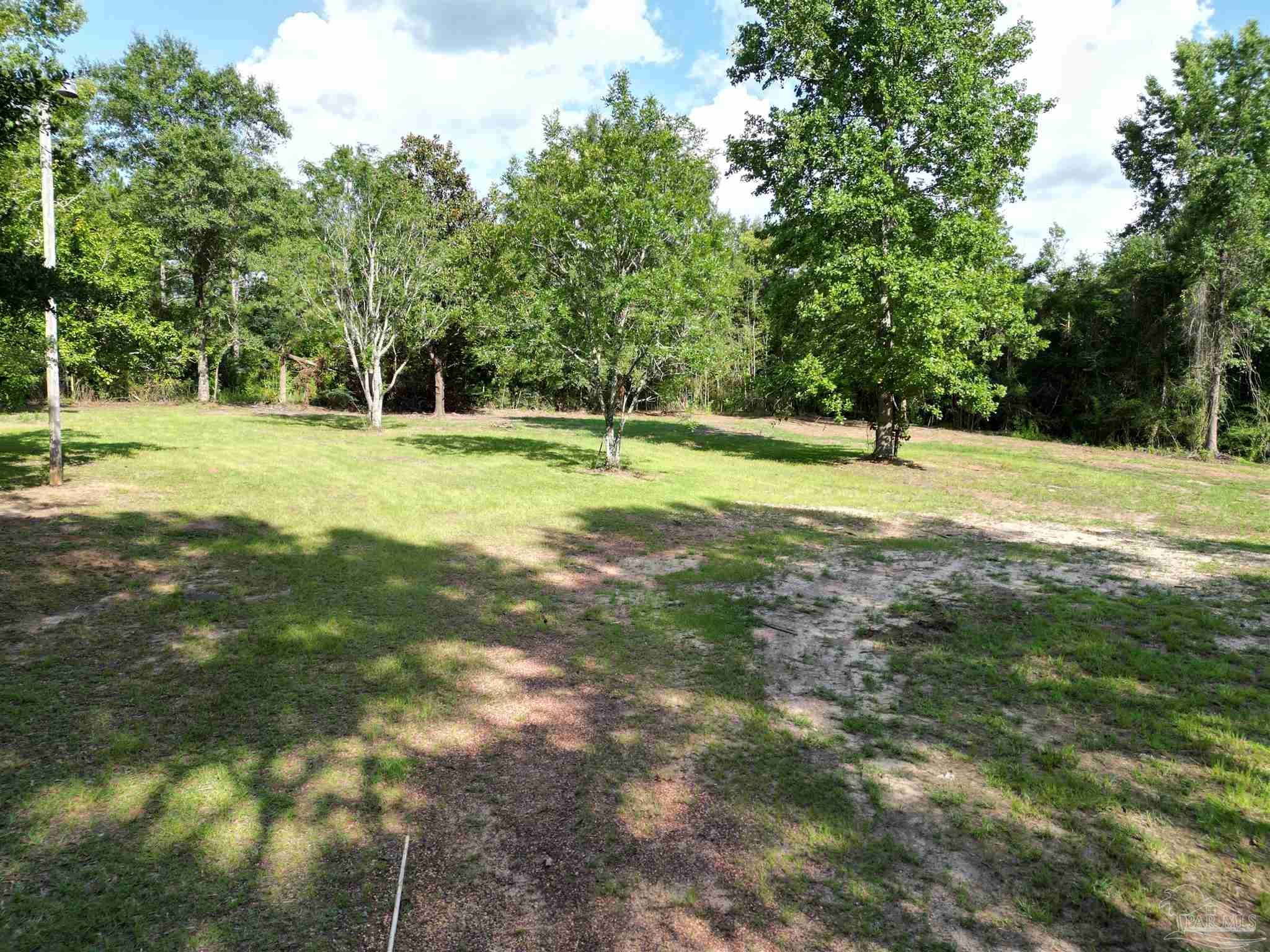 8001 Jakes Road Walnut Hill, FL 32568 - Photo 8 of 13 Gallery Image 8