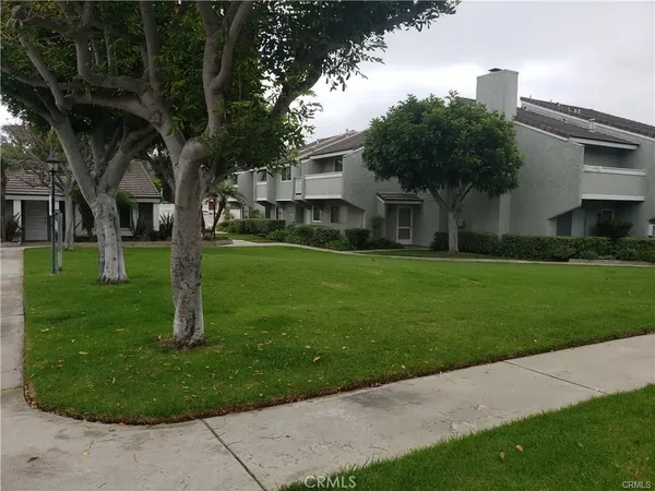 $3,500 | 8281 Cherrywood Circle, Unit 4, Huntington Beach, CA 92646