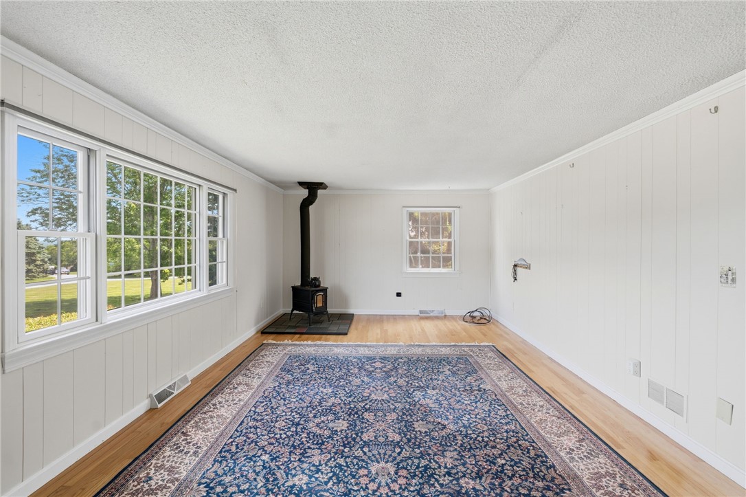 131 Taylor Road Portsmouth, RI 02871 - Photo 23 of 45