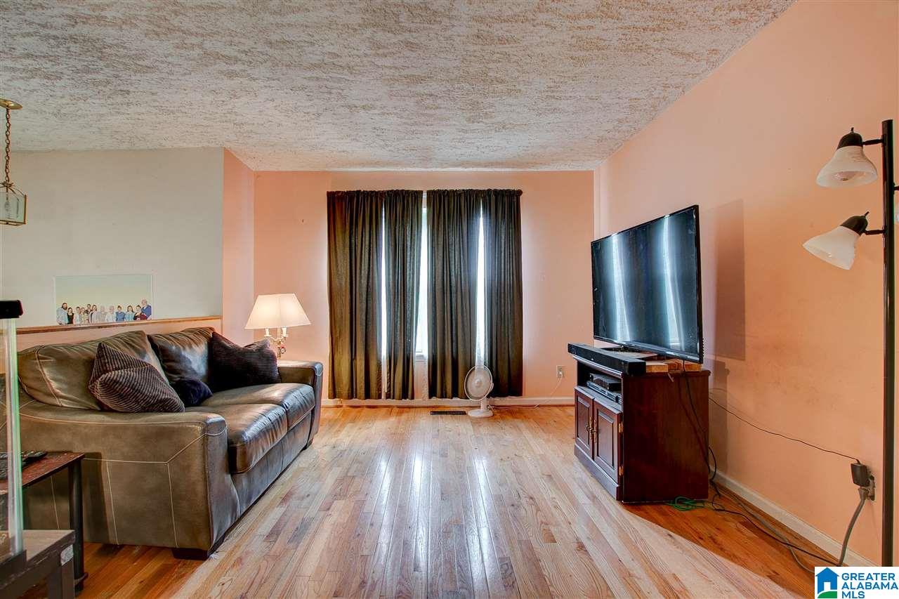 2404 Jana Road Birmingham, AL 35235 - Photo 2 of 20