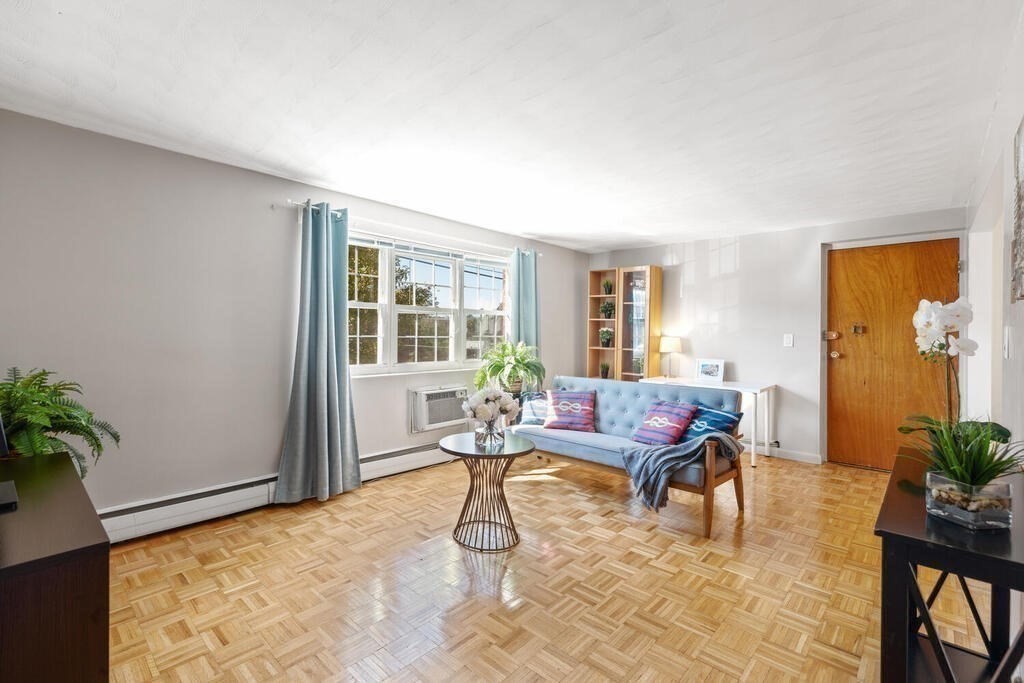 59 Bynner Street, Unit 2 Boston, MA 02130 - Photo 3 of 15