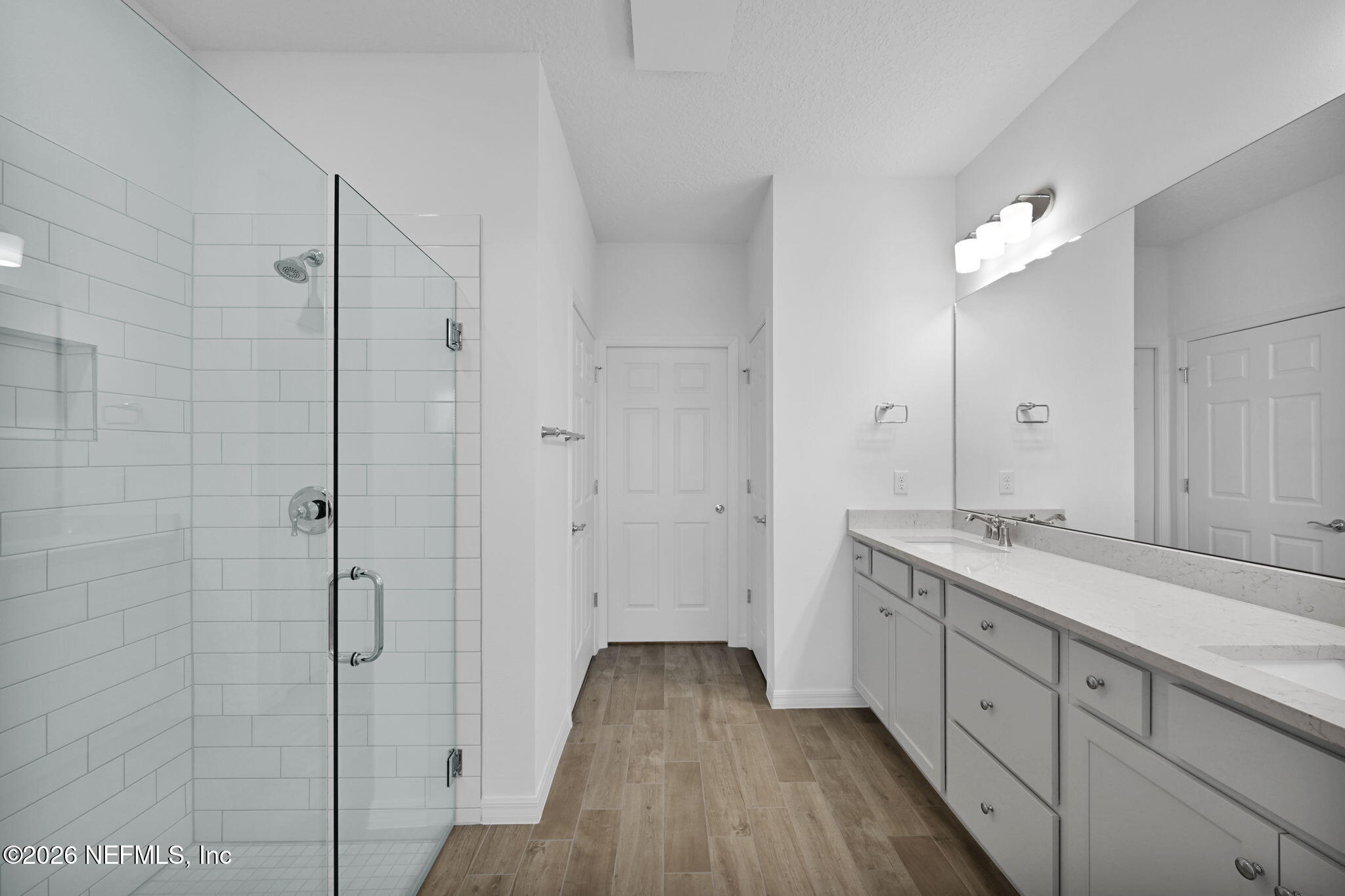 285 Ecliptic Loop Yulee, FL 32097 - Photo 19 of 50 Ellenwood Owner's Bathroom