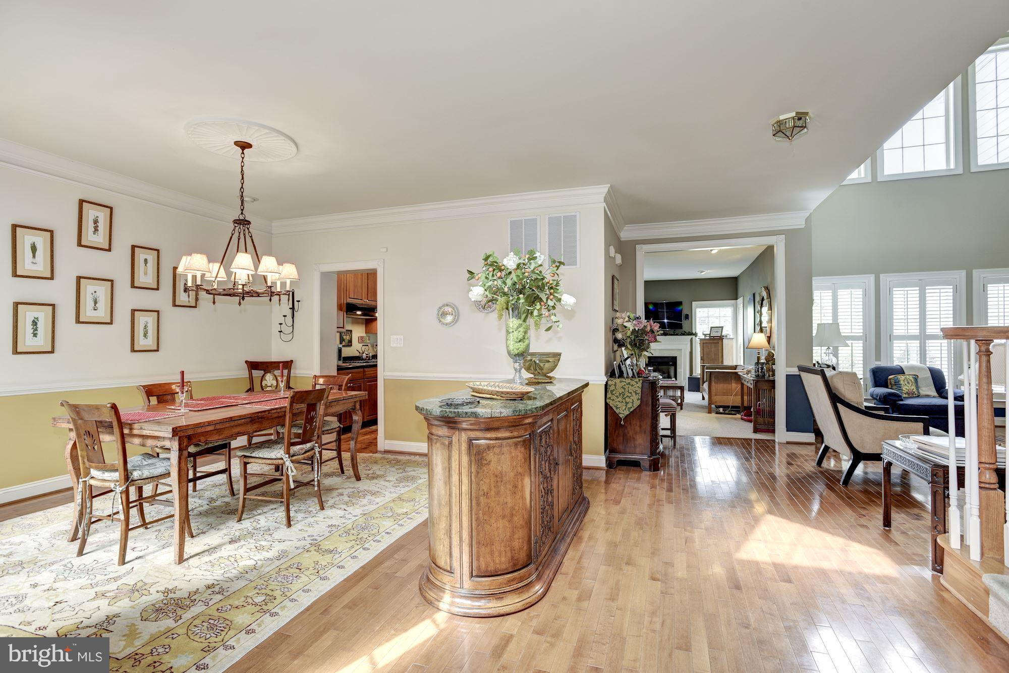 20077 Inverness Square Ashburn, VA 20147 - Photo 2 of 29 Inviting Entry