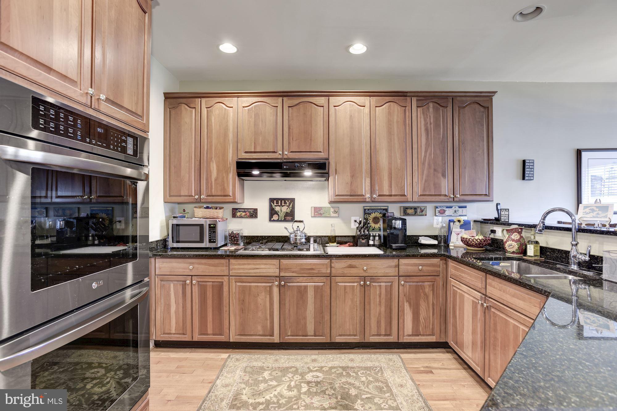 20077 Inverness Square Ashburn, VA 20147 - Photo 8 of 29 with Updated Appliances