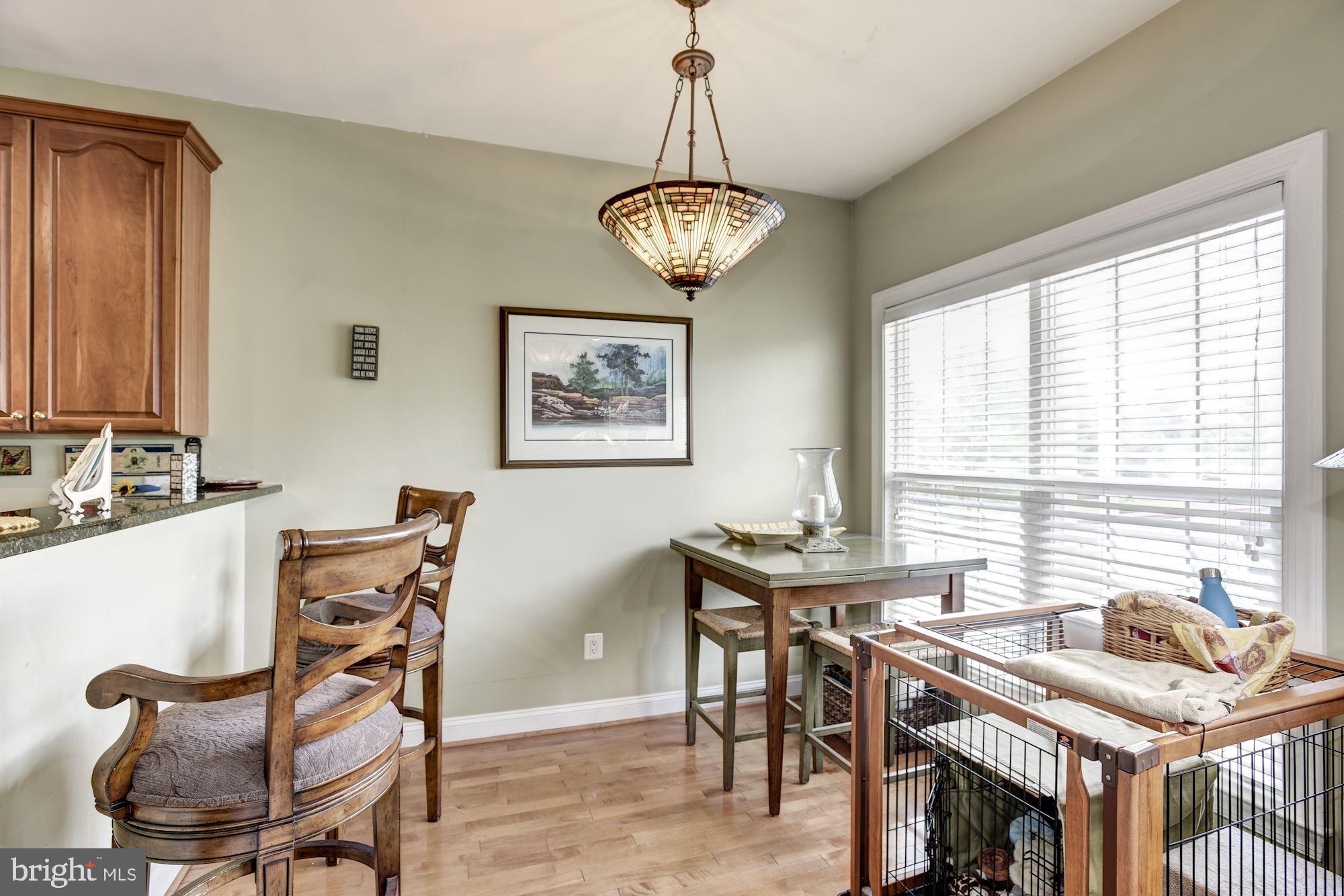 20077 Inverness Square Ashburn, VA 20147 - Photo 9 of 29 Large Eating Area