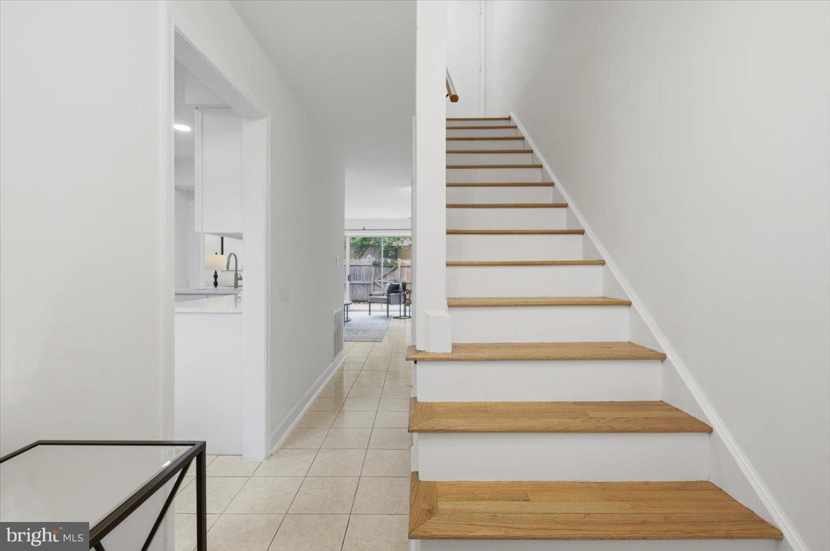 8141 Kingsway Court, Unit 289 Springfield, VA 22152 - Photo 11 of 26