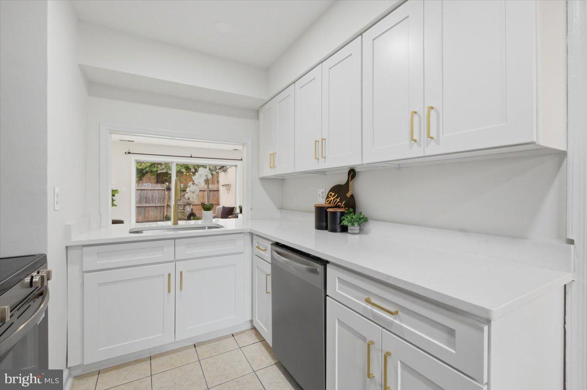 8141 Kingsway Court, Unit 289 Springfield, VA 22152 - Photo 5 of 26