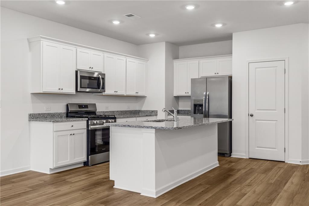 2559 Adventure Way Doraville, GA 30360 - Photo 7 of 28