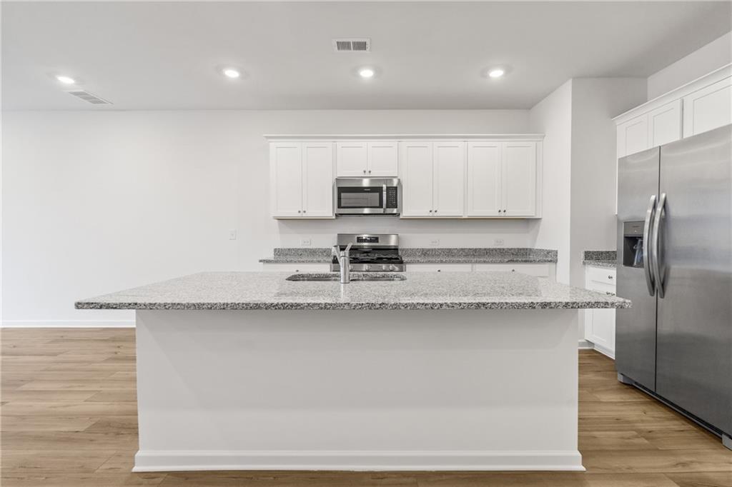 2559 Adventure Way Doraville, GA 30360 - Photo 8 of 28