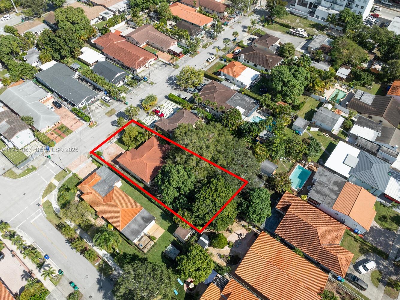 2830 Southwest 17th Street Miami, FL 33145 - Photo 3 of 17