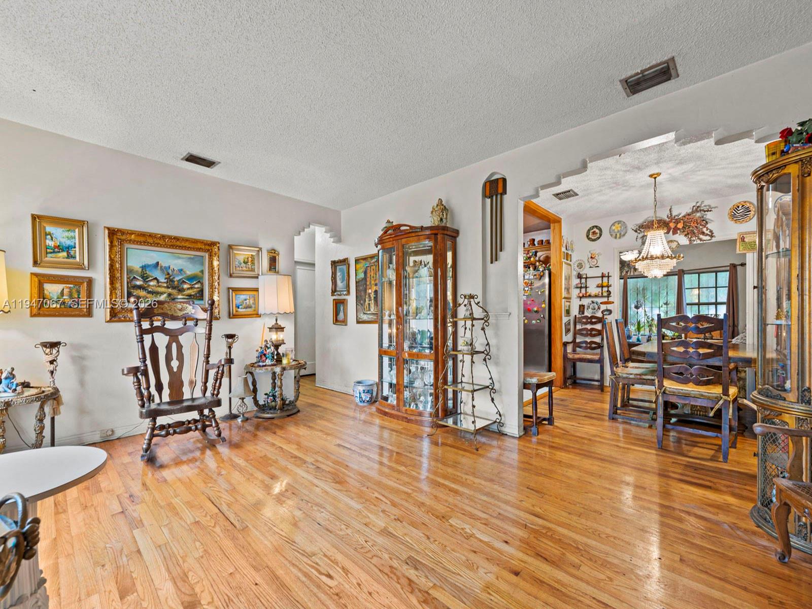 2830 Southwest 17th Street Miami, FL 33145 - Photo 6 of 17