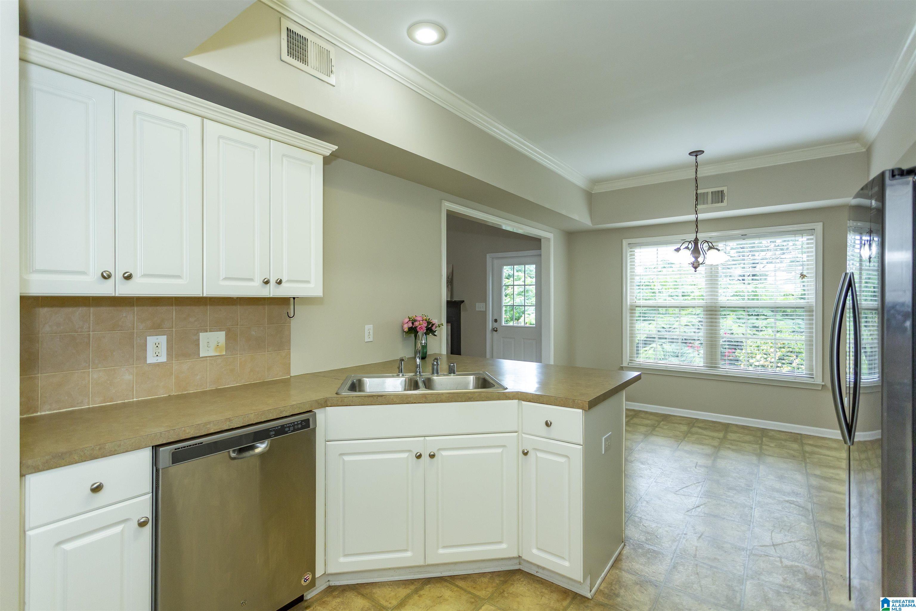 6268 Kestral View Road Trussville, AL 35173 - Photo 12 of 53