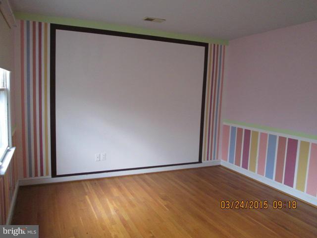 20525 Gleedsville Road Leesburg, VA 20175 - Photo 9 of 9 Bedroom