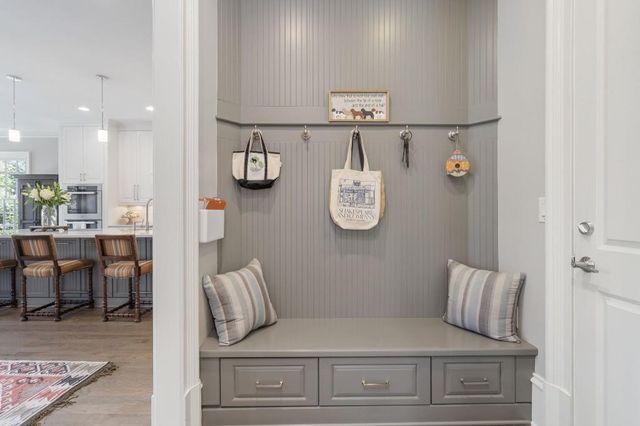 $2,485,000 | 390 Ivy Knoll, Atlanta, GA 30342