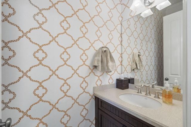 $2,485,000 | 390 Ivy Knoll, Atlanta, GA 30342