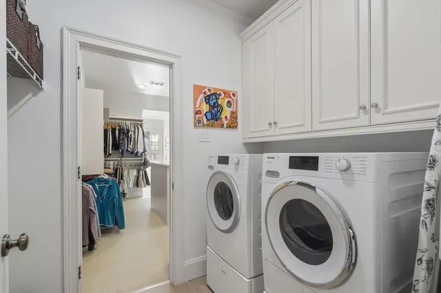 $2,485,000 | 390 Ivy Knoll, Atlanta, GA 30342