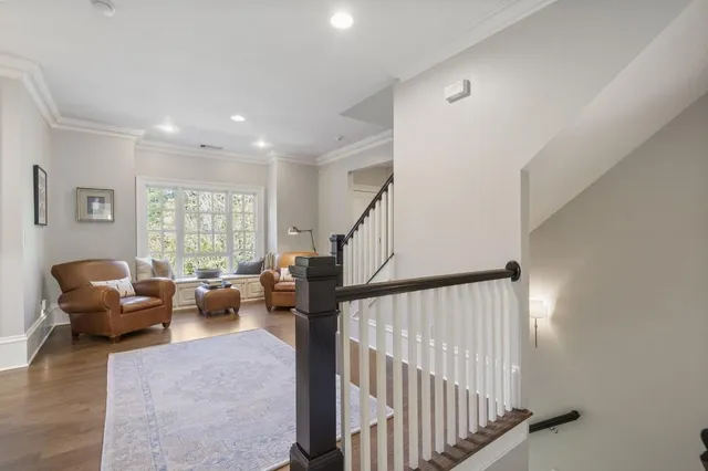 $2,485,000 | 390 Ivy Knoll, Atlanta, GA 30342