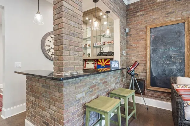 $2,485,000 | 390 Ivy Knoll, Atlanta, GA 30342