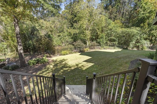 $2,485,000 | 390 Ivy Knoll, Atlanta, GA 30342