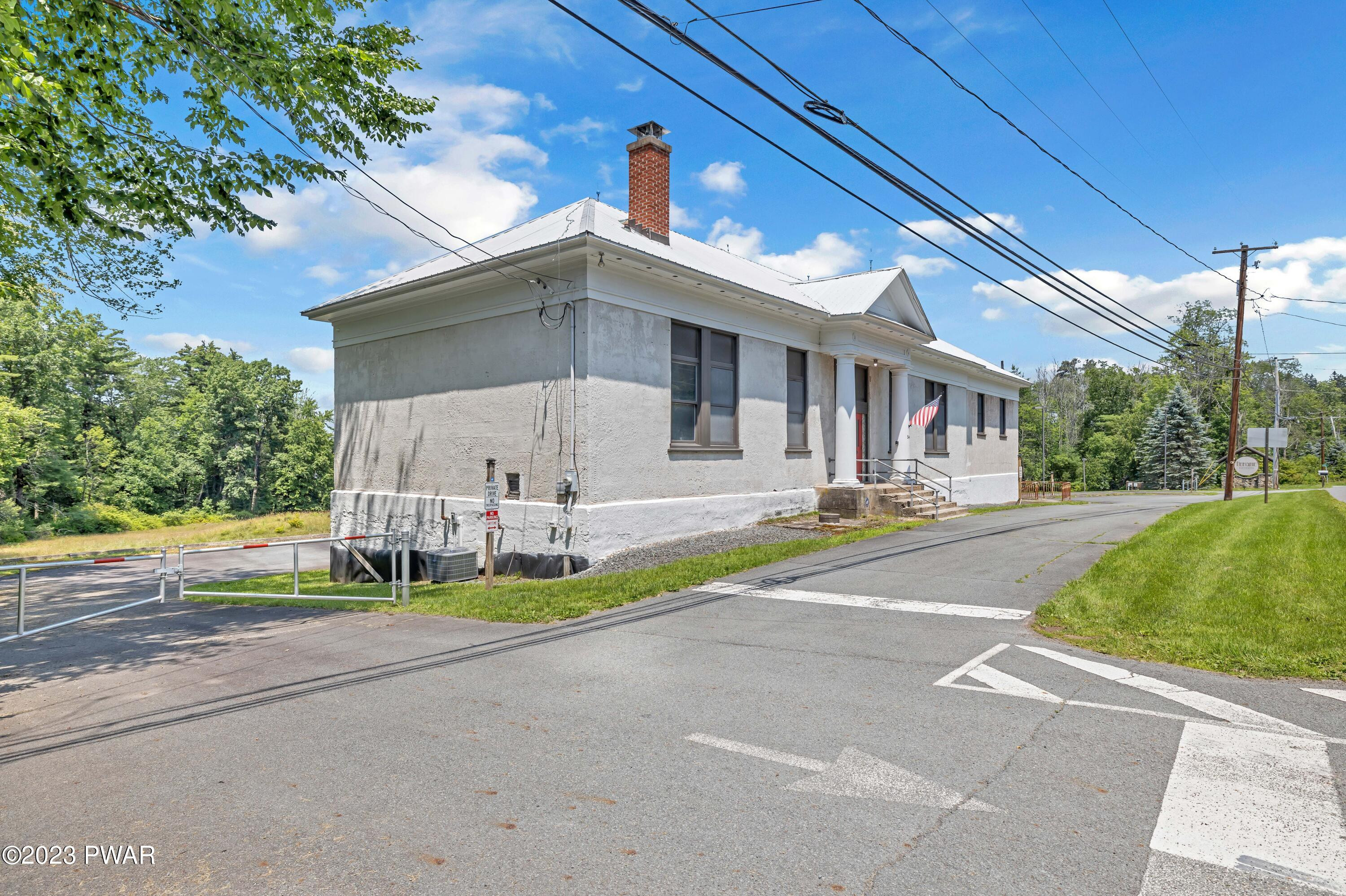 545 Rt 507 Paupack, PA 18451 - Photo 38 of 51
