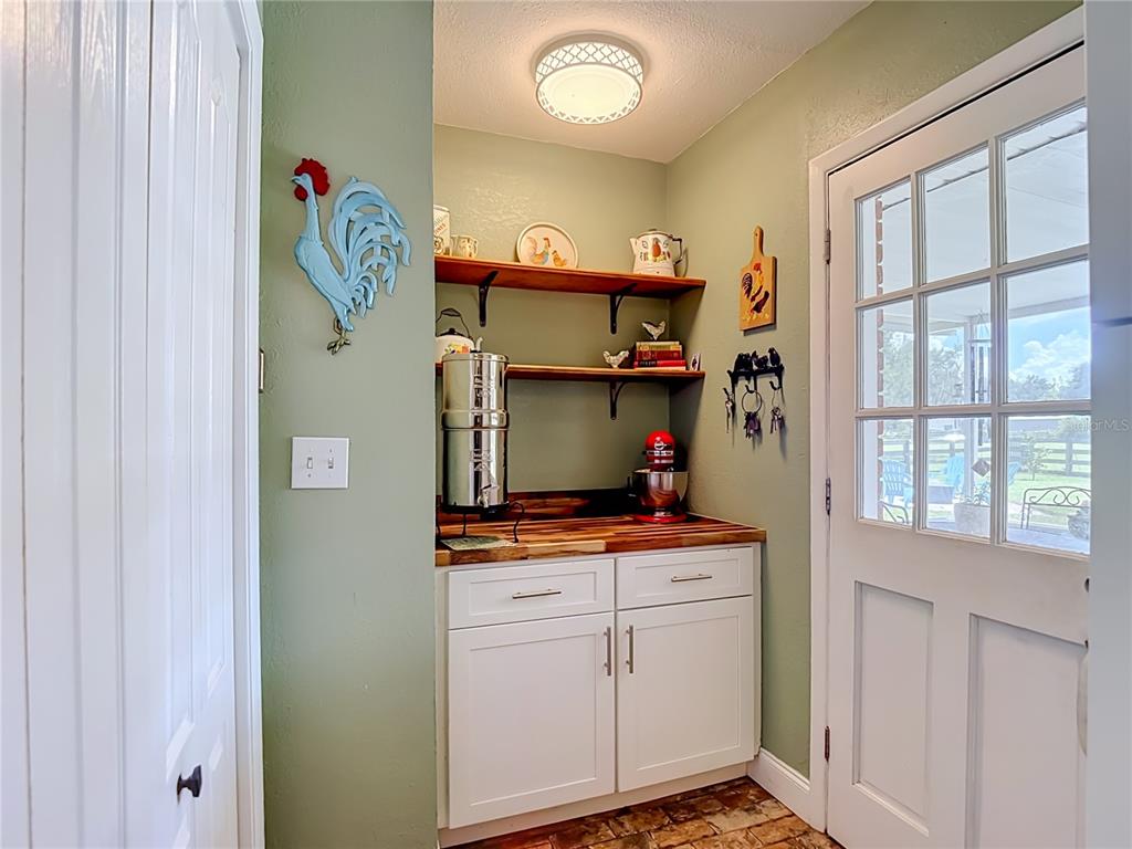 1644 West Socrum Loop Road Lakeland, FL 33810 - Photo 18 of 98 Gallery Image 18